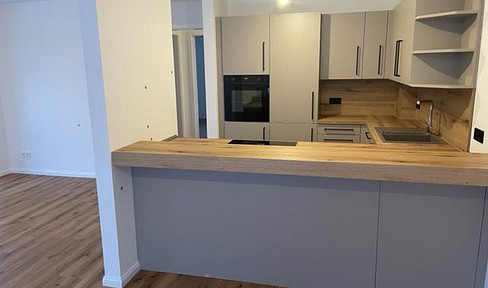 Bright 4-room apartment in Hoopte on the Elbe