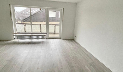 From private - nice 1-room single apartment in Paderborn Schloß Neuhaus, quiet location w. balcony 1st floor