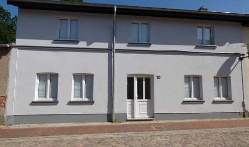 Haus gewerblich / Wohnheim / Büro / Apartment / Atelier/ Ferienwohnung