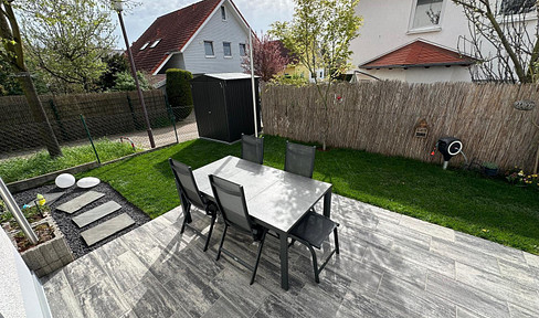 Commission-free I High-quality maisonette condominium with garden & terrace