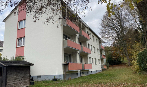 Komplett sanierte 3-Zimmer-Wohnung mit Balkon in Weilmünster