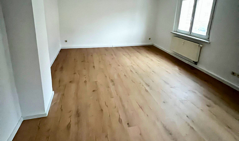 First occupancy after renovation - spacious 2-room apartment in a great location - Zwenkau