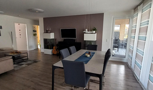 Large - as good as new 4.5 room apartment to feel good in - no commission