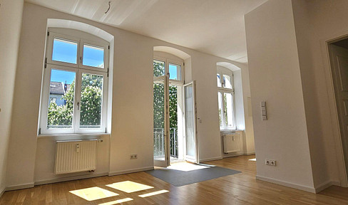 ruhige und helle 2-Zimmer-Wohnung in Toplage, bezugsfrei