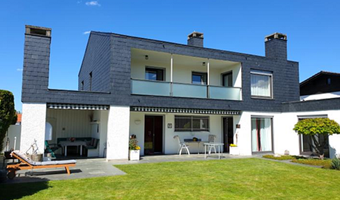 Finally lots of space - unique opportunity - spacious detached house/multi-generational home