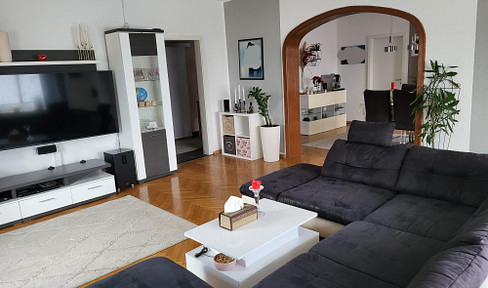 Spacious 4.5 room oasis in Heilbronn East with fantastic, large terrace and 2 balconies