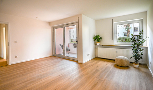 Bezugsfreie, sehr schöne modernisierte 3-ZW mit Loggia und Stellplatz nähe Fürther Klinikum
