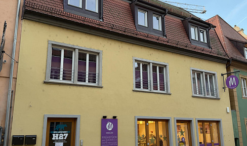 Bright 2-room apartment with terrace in the heart of Volkach's old town