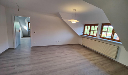 Renovierte 2,5-Zimmer-Dachgeschosswohnung in Ellwangen Kernstadt