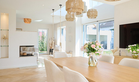 Exklusive Designervilla mit luxuriöser Ausstattung vor den Toren Münchens