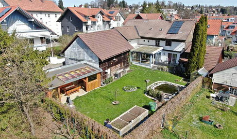 Eine Oase - mitten in der Stadt -  3 - Familienhaus mit weiterer Bebauungsmöglichkeit in Lindenberg