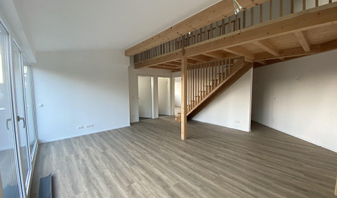 3 Zimmer Penthouse Wohnung mit Balkon