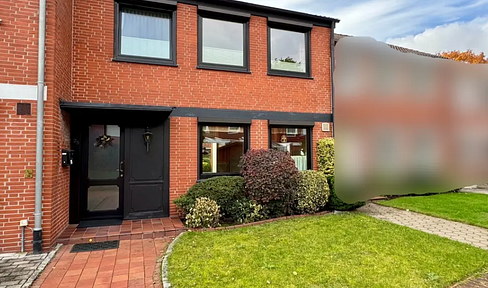 Refurbished mid-terrace house in Hamburg Bramfeld