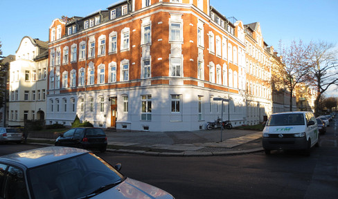 Großzügige 6-Raum-Familienwohnung mit 2 Bädern, Balkon & Innenhof – Kochstraße 17, Chemnitz