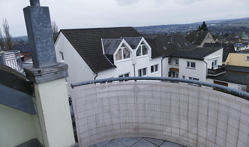 Top floor apartment with far-reaching views