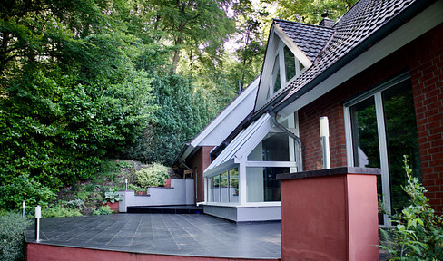 Where elegance meets nature - your new premium home awaits you - Welcome! Free of commission!