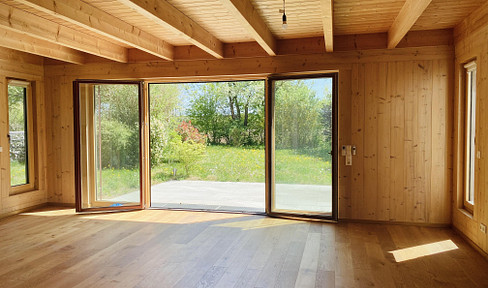 Sustainable architect's house in the countryside
