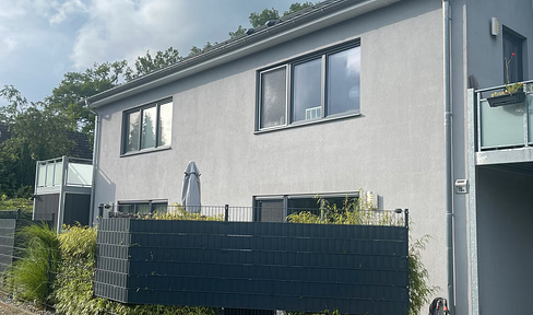 Exclusive 3-room top-floor apartment in Delmenhorst-Adelheide with expansion potential