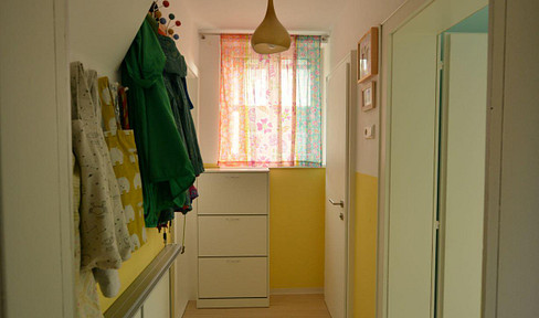 Cozy 4-room attic apartment with garden, commission-free