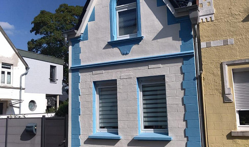 Kl. Haus ca. 100 qm, 2,5 ZKDB mit Garten u. Stellplatz, Nähe Bonn, Bad Honnef für 1-2 Personen