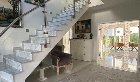 Elegantes Zuhause mit Luxusausstattung und idealer Infrastruktur in Mössingen