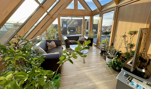 Zukunftsorientiertes und Freistehendes EFH mit 2 PV-Anlagen, Wintergarten, Garten