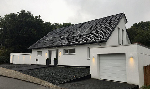 House as good as new in top location in Wolfsburg with exclusive furnishings