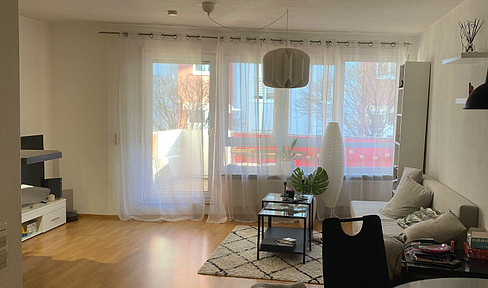 Stylish, well-kept 2-room apartment with balcony and fitted kitchen in Reutlingen