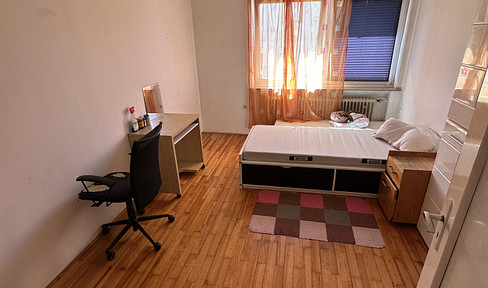 Fixed price 6500€/sqm Cheapest apartment in Munich! EBK balcony