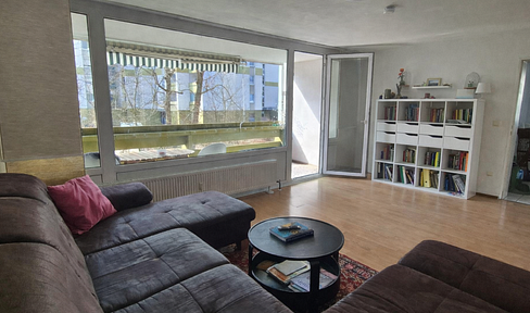 Attractive 4-room apartment with balcony commission-free in Neufahrn near Freising