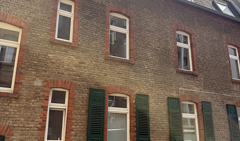 schöne 2 Zimmerwohnung im Rheingauviertel