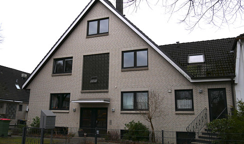 Architect-designed apartment building on a 1,394 sqm plot in a sought-after location