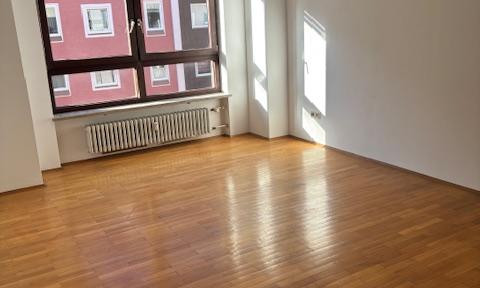 TOP 3-person shared apartment in Obergiesing, from 01.02.2026 or earlier!