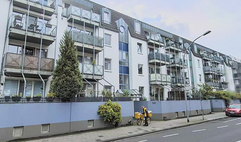 FURNISHED 2-ROOM APARTMENT WITH A LARGE BALCONY, LOCATED IN A CENTRAL RESIDENTIAL AREA.