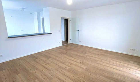 Exklusive 3-Zimmer-Wohnung, stilvoll kernsaniert, mit zwei Balkonen in Denning