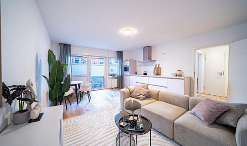 Altstadt-Süd in Cologne: First occupancy after refurbishment with own parking space