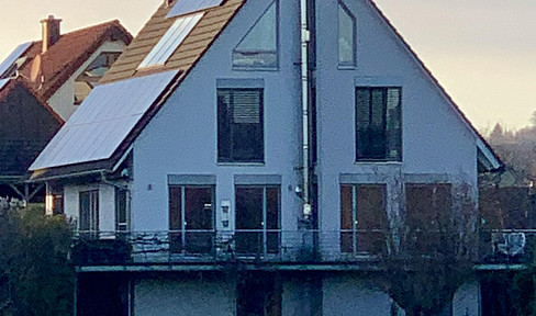 Architektenhaus annähernd autark – Naturblick, Familie & Stadtnähe