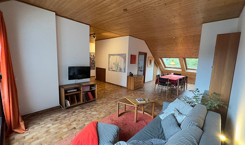 Attractive attic apartment in a desirable location in Aachen-Hörn – close to the campus and university hospital.