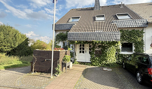 2026: Großzügige 2-Ebenen-Wohnung im 2-Familienhaus in Koblenz, Uni-Nähe mieten!