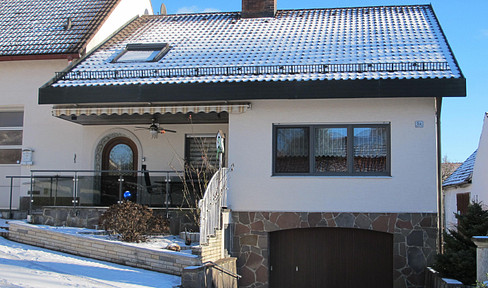 Detached house with underground parking, fully equipped