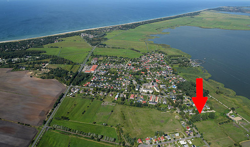 715 m² building plot in Dierhagen-Dorf – located near farmland, close to the bay and the Baltic Sea, with a zoning plan, and no commission fees.