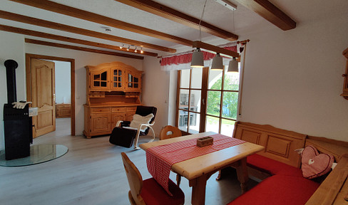 3-Zi Einliegerwohnung teilmöbliert im EFH mit Loggia und Terrasse ( mit separatem Eingang)