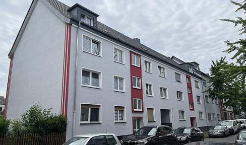 First occupancy after renovation - 2.5 rooms with balcony in a quiet location