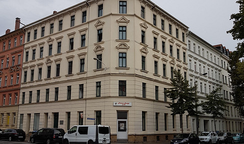 Über den Dächern von Leipzig! Süße Mansarde mit Charme u. toller Aussicht!