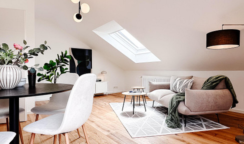 newly renovated and available immediately: 3 rooms with balcony and parking space