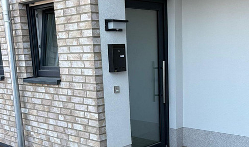 from private owner! FIRST OCCUPANCY! TOP apartment 85m² incl. kitchen,parking space+cellar in Lingen-Laxten,good location