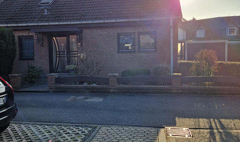 Modern semi-detached house in a quiet location in Nörvenich