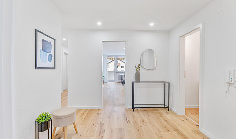 3 rooms with balcony renovated to a high standard