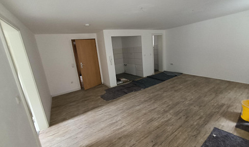 renovated terrace apartment 2 rooms BATH+KITCHEN NEW, AIR CONDITIONING