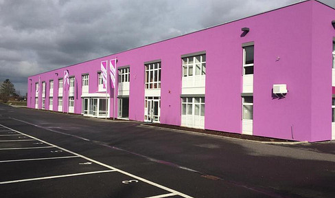 Büro/Soz. R. 206m², Lager-Produktion 750m², Freifl.  >5000m² (Option + CNC Zerspanung ca.400m²